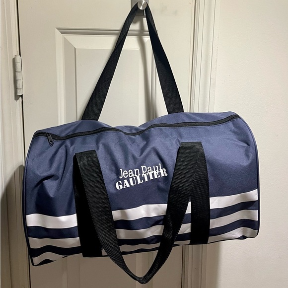 NWOT Jean Paul Gaultier duffel bag. Unisex - Picture 3 of 12
